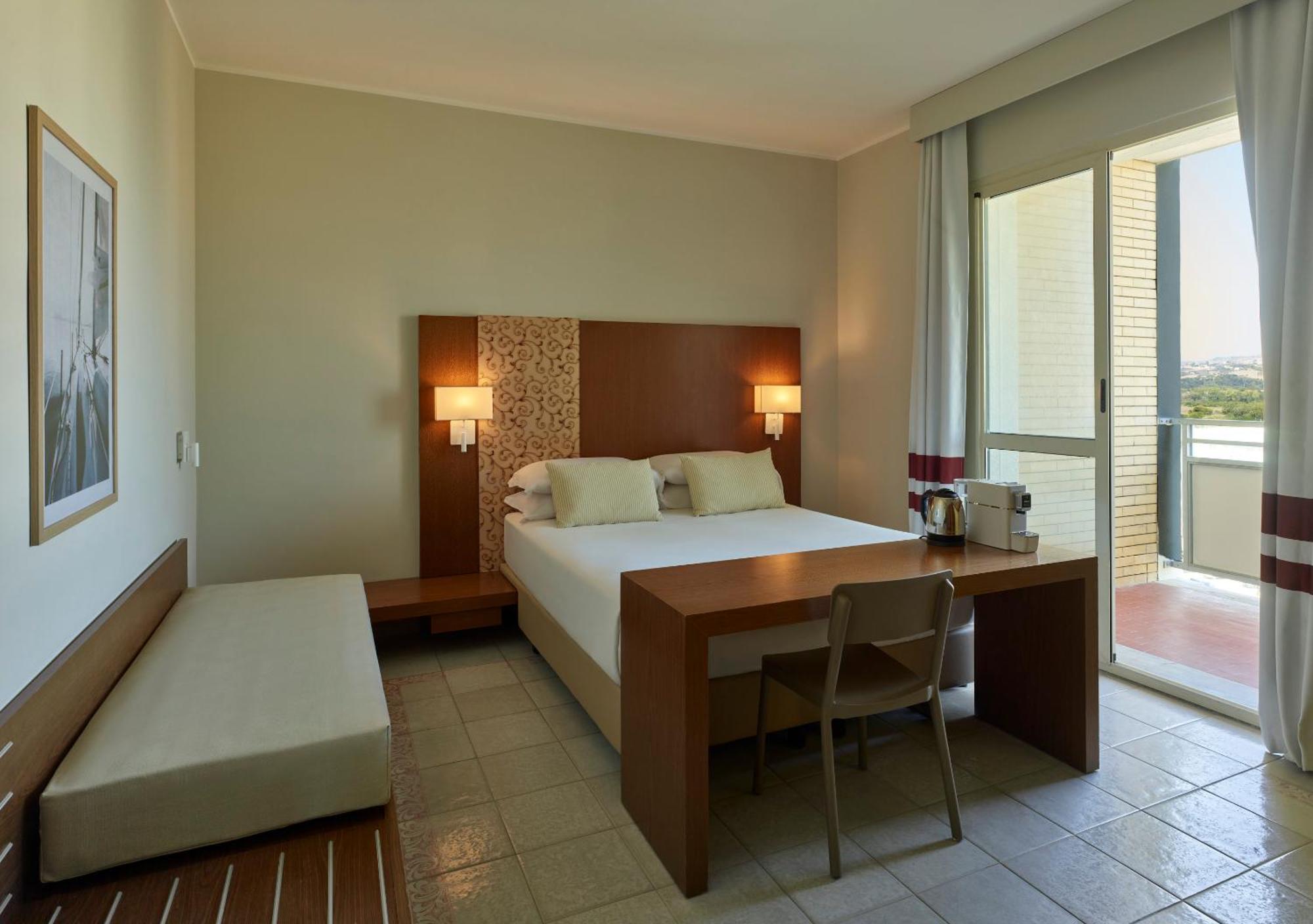 Serena Majestic Hotel Montesilvano Marina Værelse billede